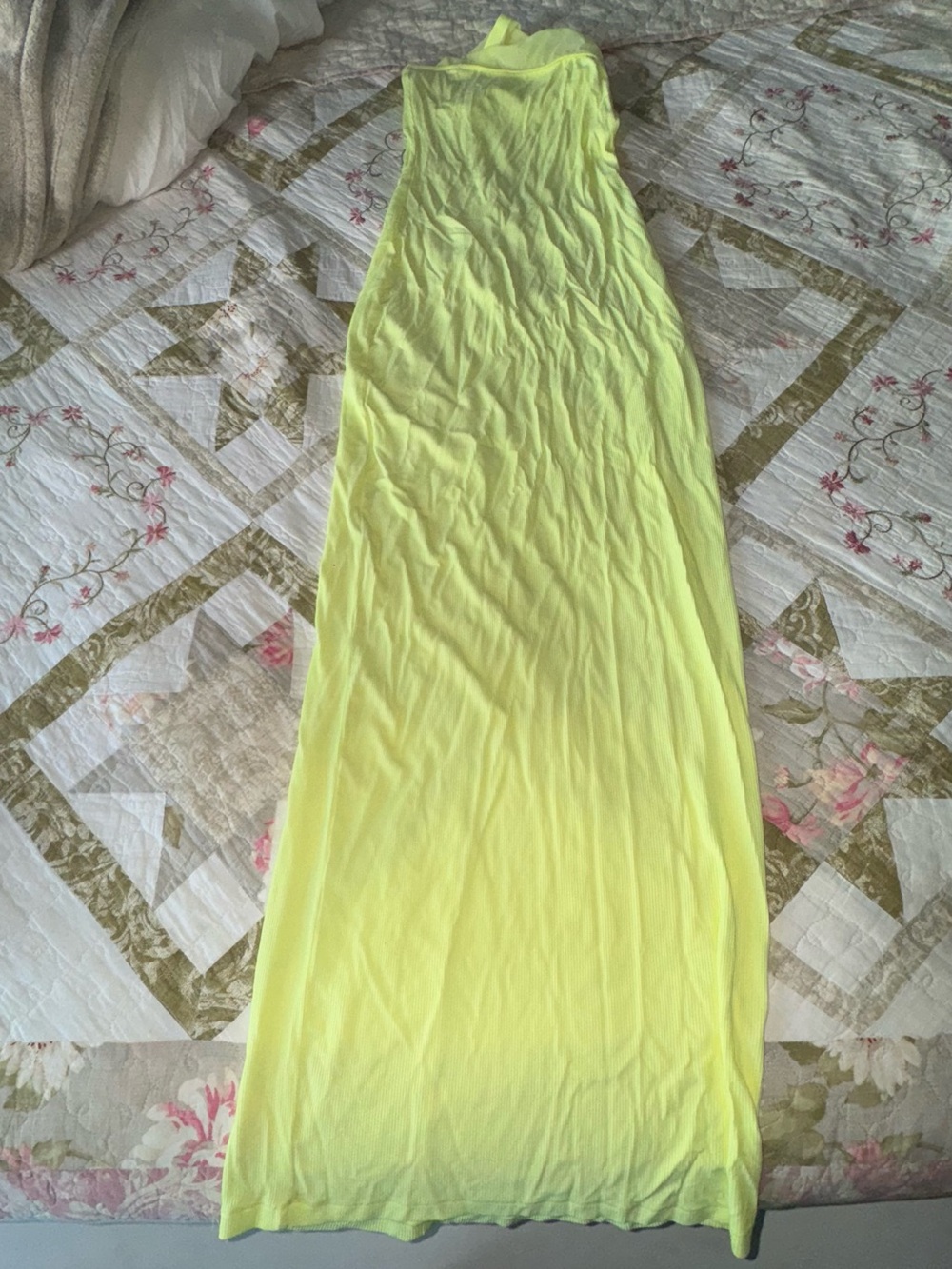 SKIMS Neon Yellow Maxi Skirt — Sleek Bodycon Sleeveless